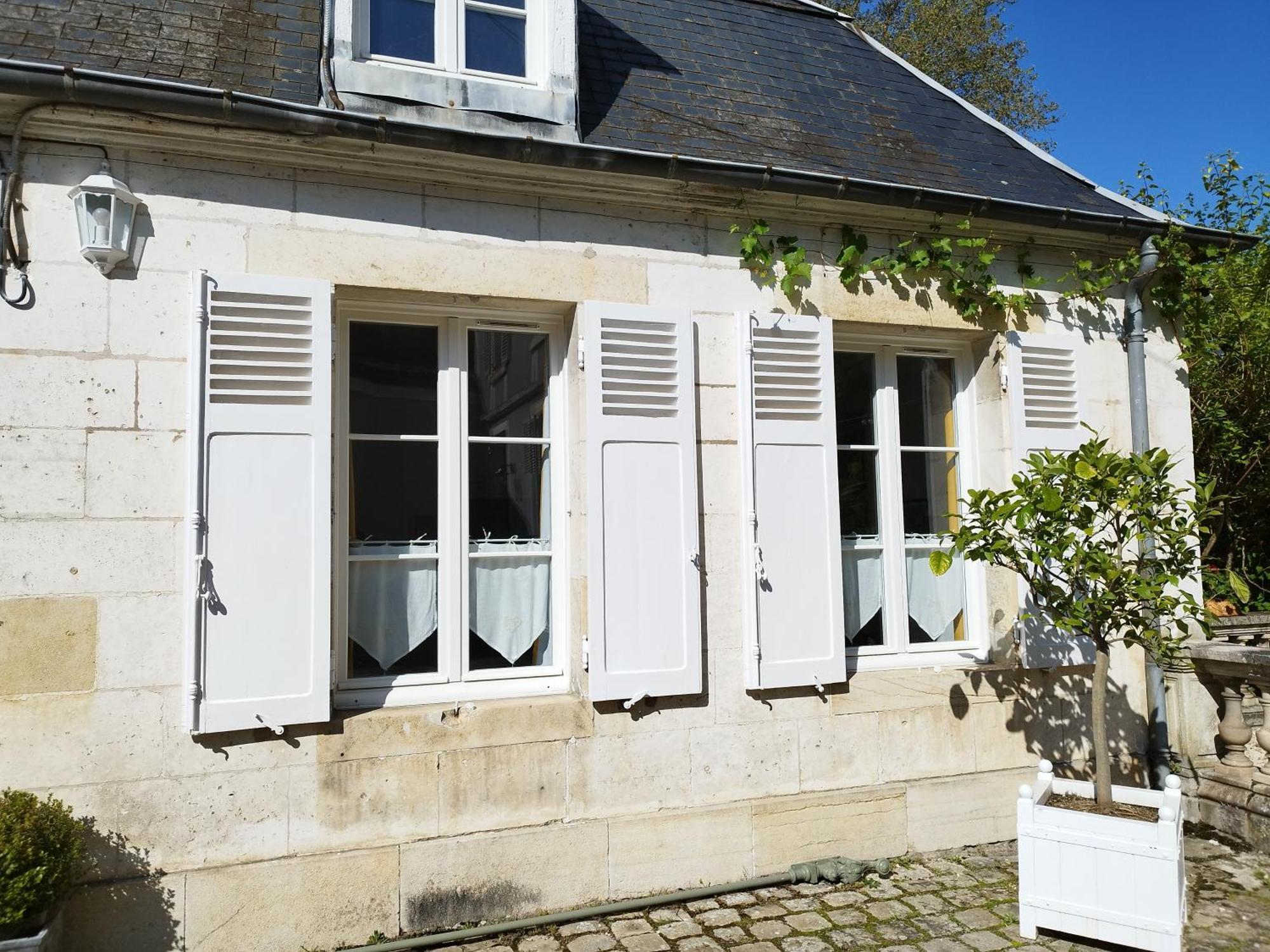 Clos Montcenoux, Au Coeur De Bourges. Exterior foto